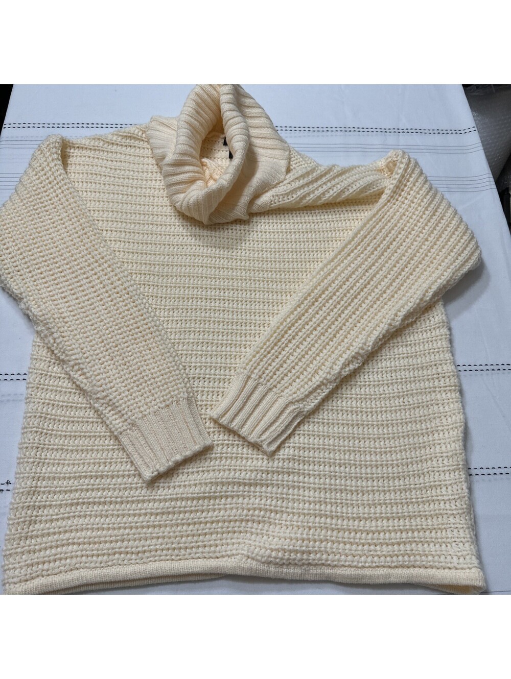 Questions by Say What Chunky Knit Turtleneck Sweater Cream Sz Medium